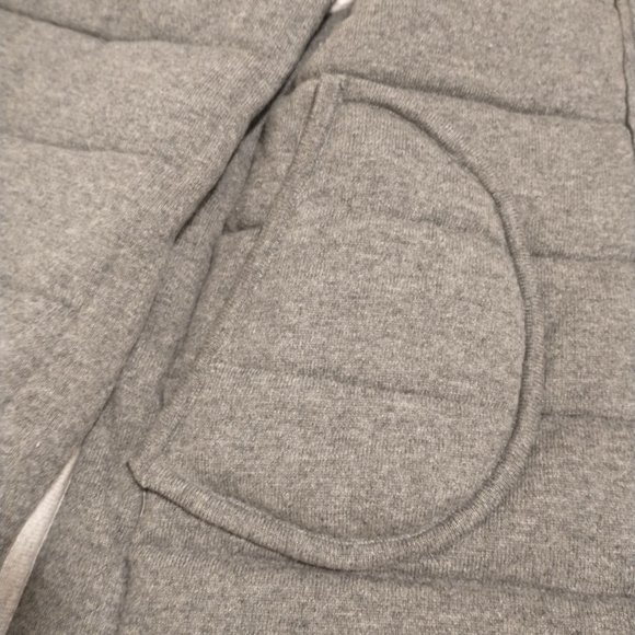 Organic Cashmere Vest - Picture 7 of 9